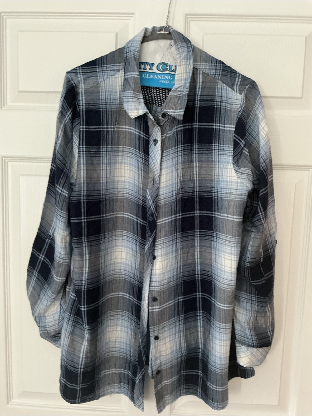 Avenue Plaid Button-Down Shirt - Navy & White